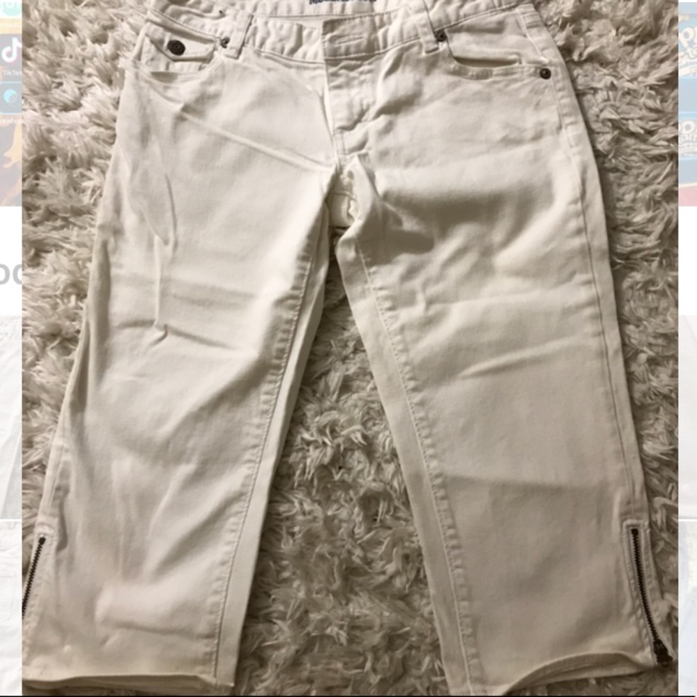 White Short Mossimo Supply Co. Jeans